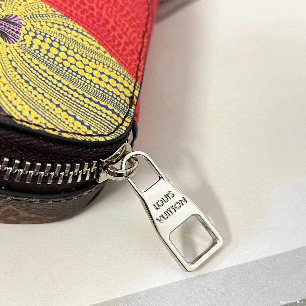 CUSTOM POUCH LV SUNGLASSES 0810